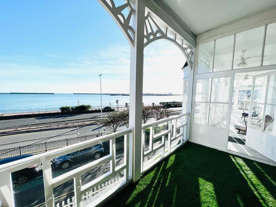 Flat 4 Marine Parade House, 1 East Cliff- Next To Dover Port, White Cliffs, Beach, Castle 外观 照片