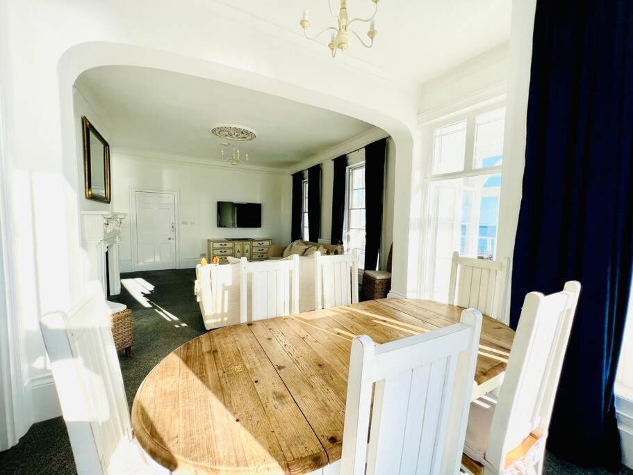 Flat 4 Marine Parade House, 1 East Cliff- Next To Dover Port, White Cliffs, Beach, Castle 外观 照片